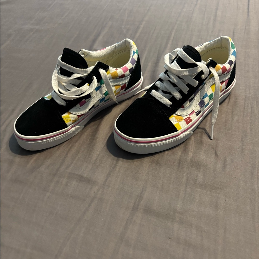 Kids Vans Black and Multicolor Sneakers